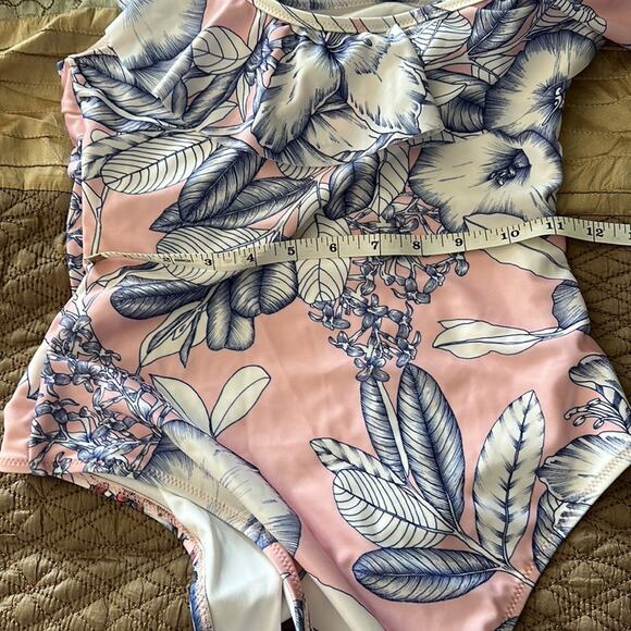 Mink Pink |  MOD CLOTH one piece one shoulder swimming suit Size S - Picture 11 of 12